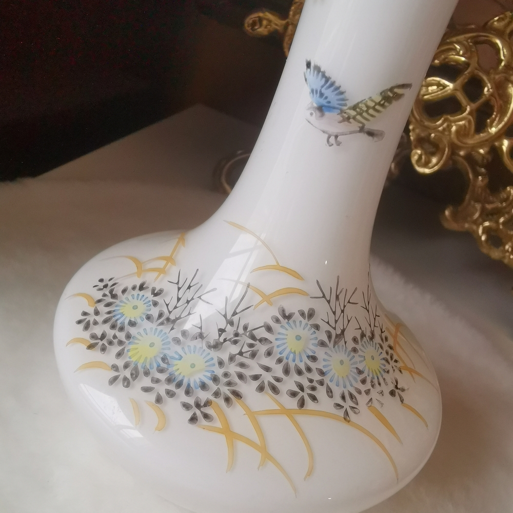 White Frosted Glass Bud Vase with Gold Trim Hand Painted Floral & Bird Motif - Picture 4 of 10